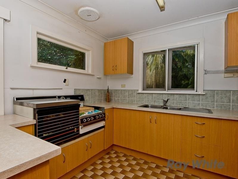 18 Summerfield Street, Aspley QLD 4034