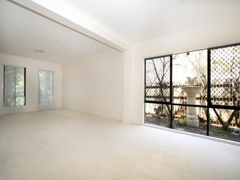 20 Lochside Drive, North Lakes QLD 4509