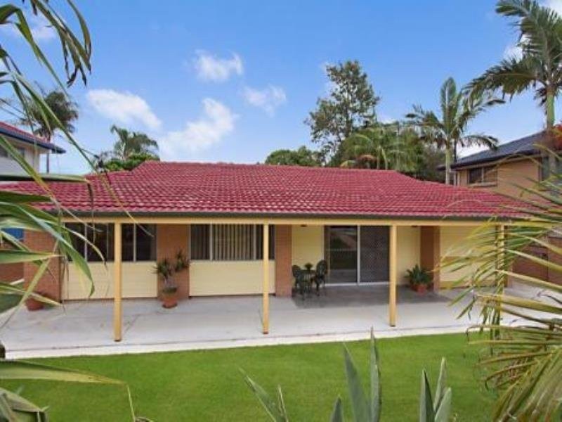 18 Donna Avenue, Rochedale South QLD 4123