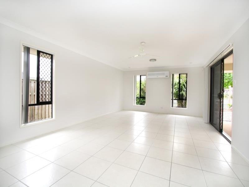 13 Murphy Street, Redbank Plains QLD 4301