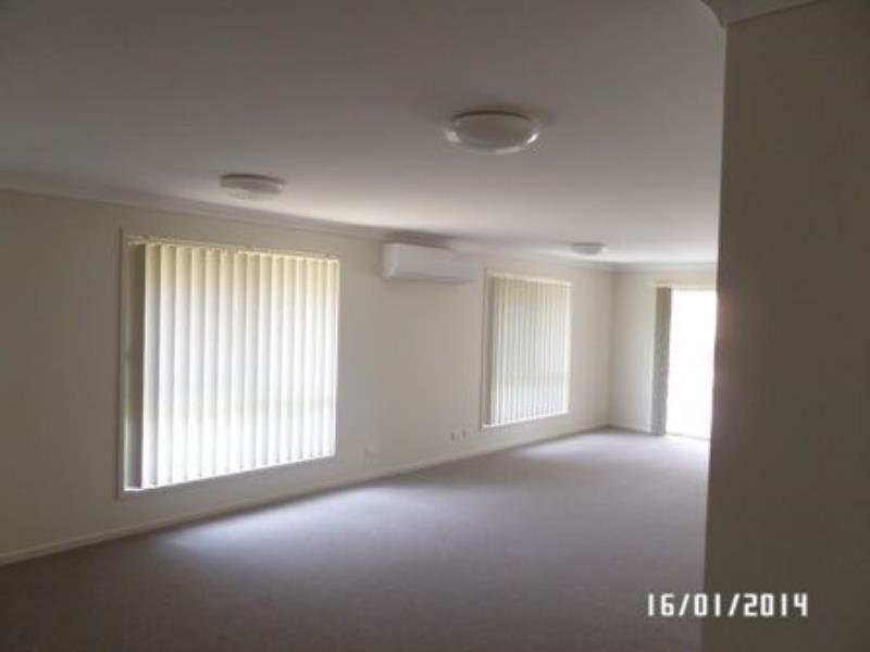 34 Hallvard Crescent, Augustine Heights QLD 4300