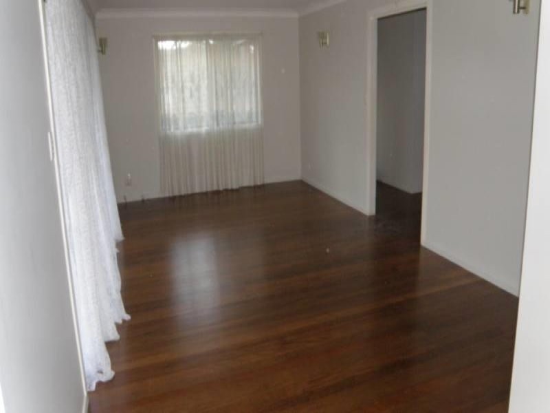 4 Wordsworth Street, Strathpine QLD 4500