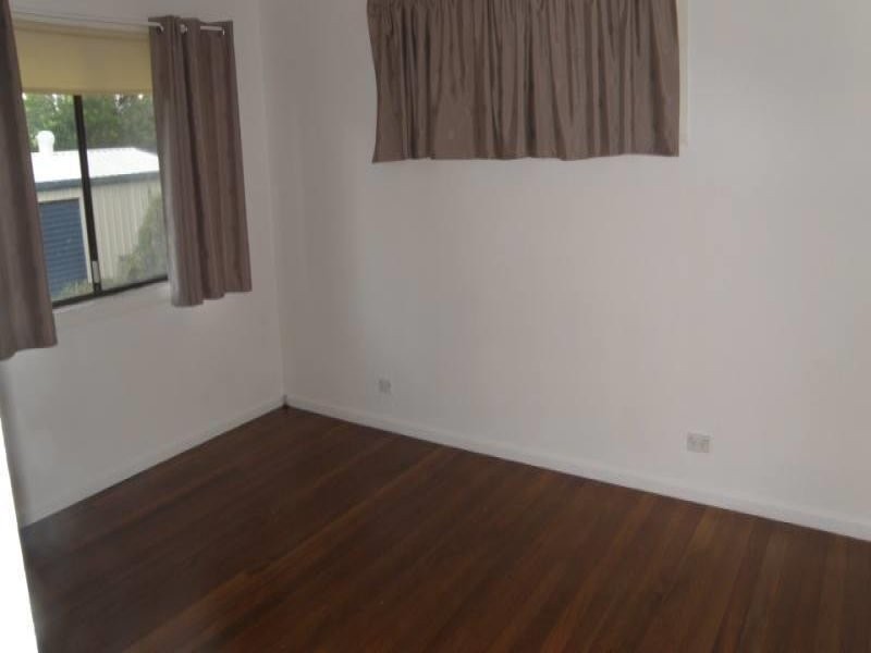 4 Wordsworth Street, Strathpine QLD 4500