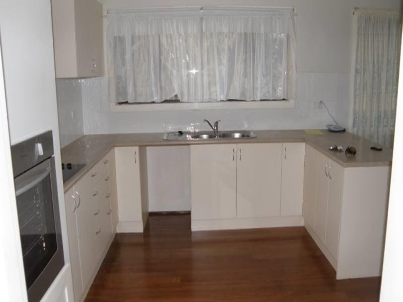 4 Wordsworth Street, Strathpine QLD 4500