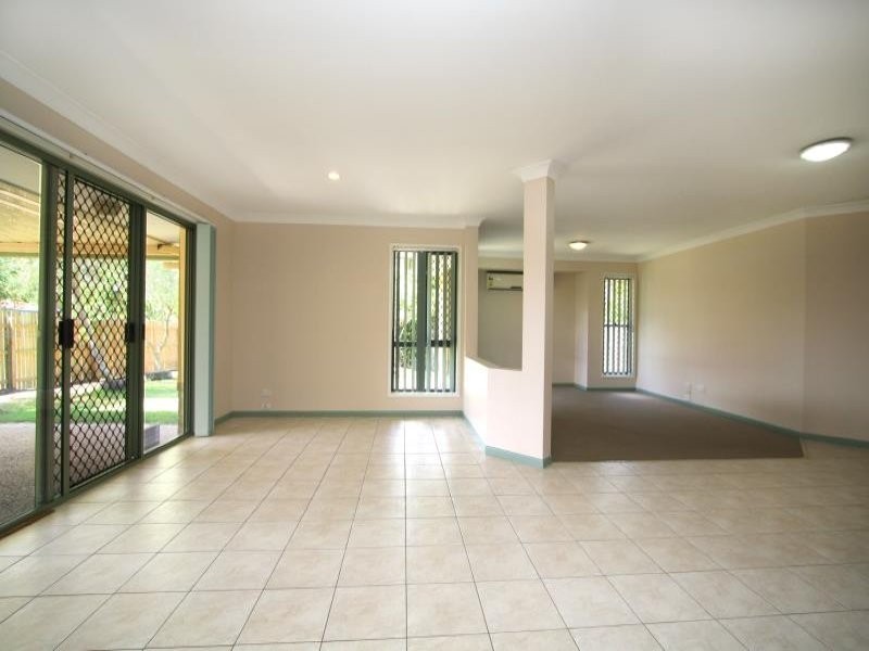 33 Samba Place, Underwood QLD 4119