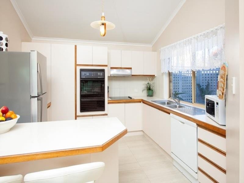 6 Wylah Court, Albany Creek QLD 4035