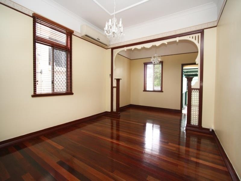 14 Emporer Street, Annerley QLD 4103