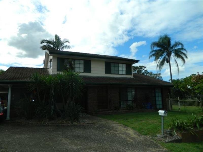 2 Lackeen Street, Everton Park QLD 4053
