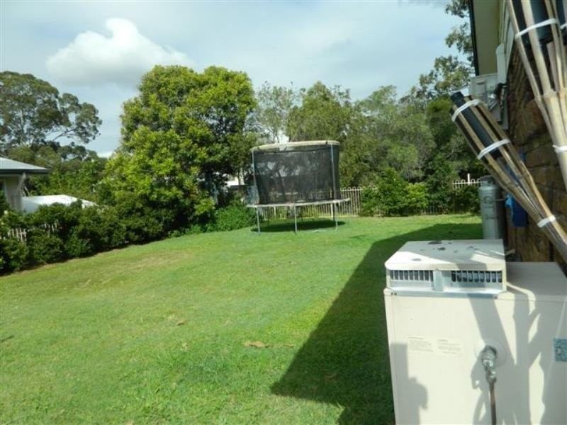 2 Lackeen Street, Everton Park QLD 4053