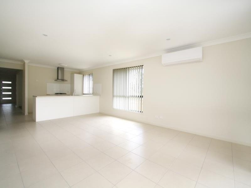 2 Bulmer Street, Bellbird Park QLD 4300