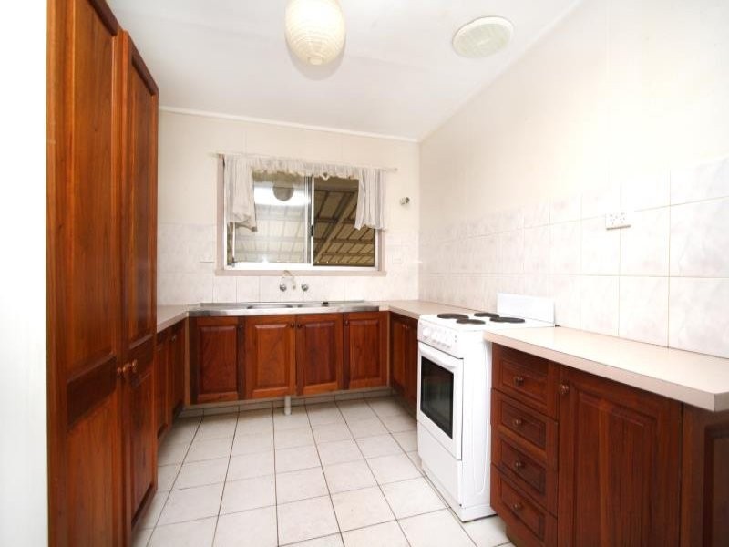 40 Eridani Avenue, Kingston QLD 4114
