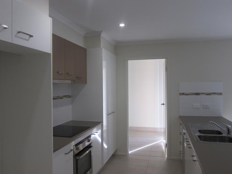 17 Waterhouse Drive, Willow Vale QLD 4209