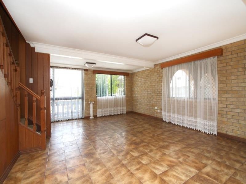 3 Swanson Street, Carina QLD 4152