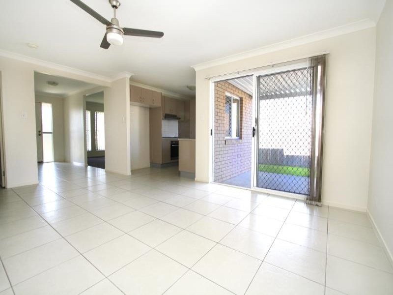 11 Starling Street, Loganlea QLD 4131