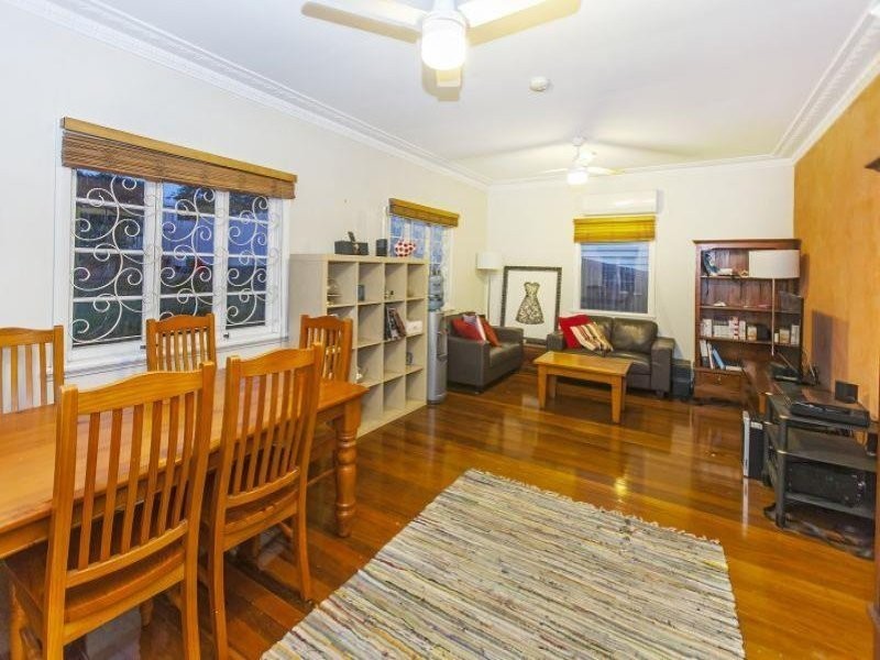 162 Taringa Parade, Indooroopilly QLD 4068