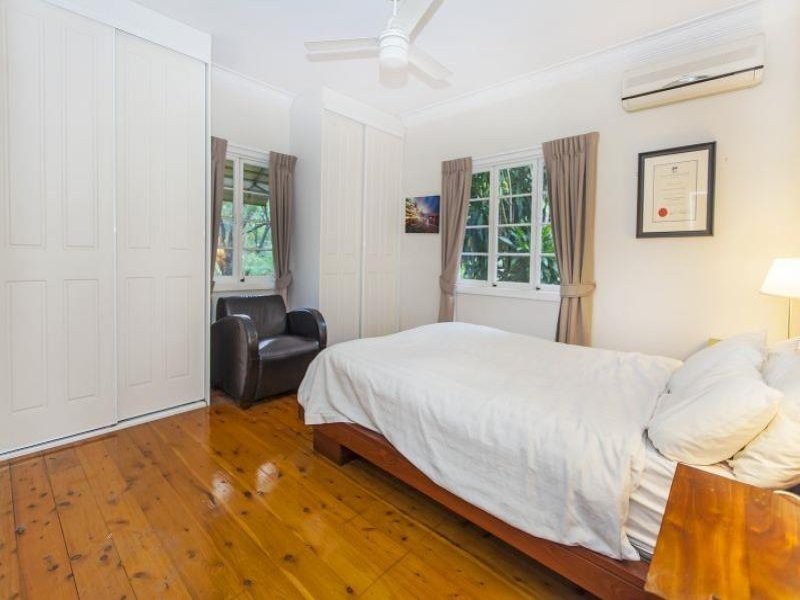 162 Taringa Parade, Indooroopilly QLD 4068