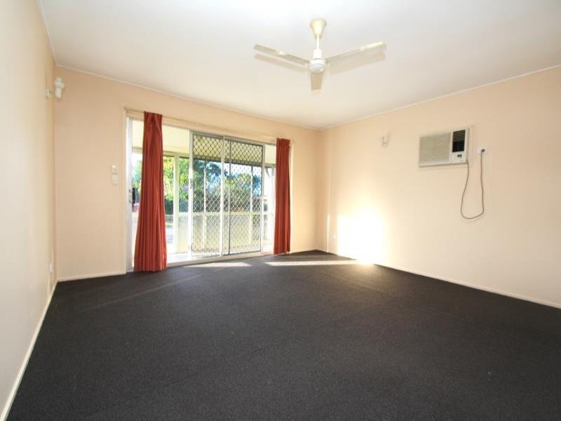 42 Kelvin Street, Woodridge QLD 4114