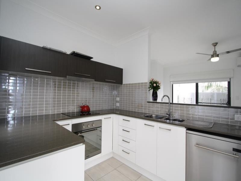 4/14 Christensen Street, Yeronga QLD 4104