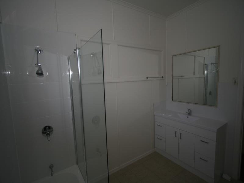 38 Sheehan Street, Kallangur QLD 4503