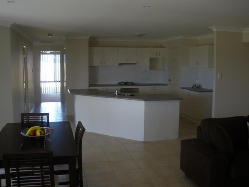 3 Diane Parade, Kallangur QLD 4503