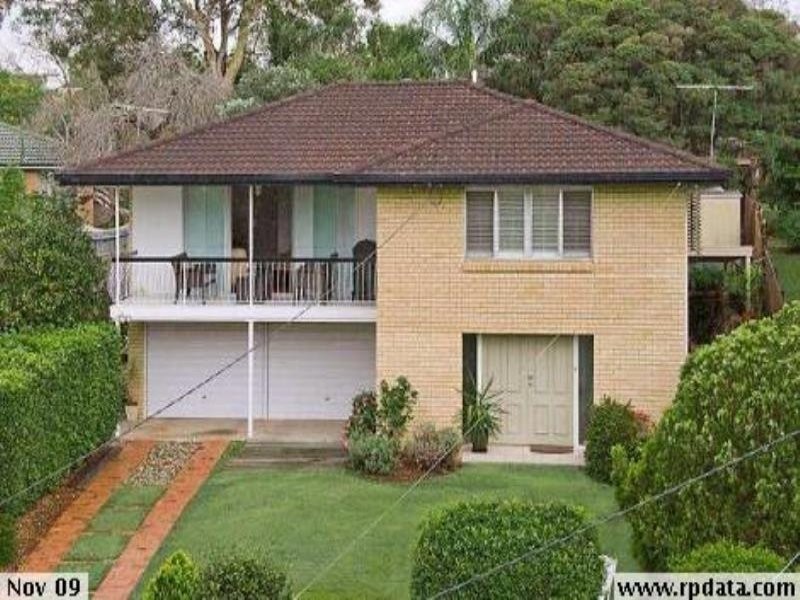 11 Pavonia Street, Everton Hills QLD 4053