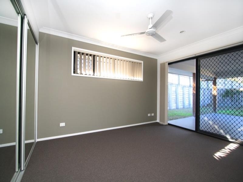 10 Cedarwood Street, Berrinba QLD 4117
