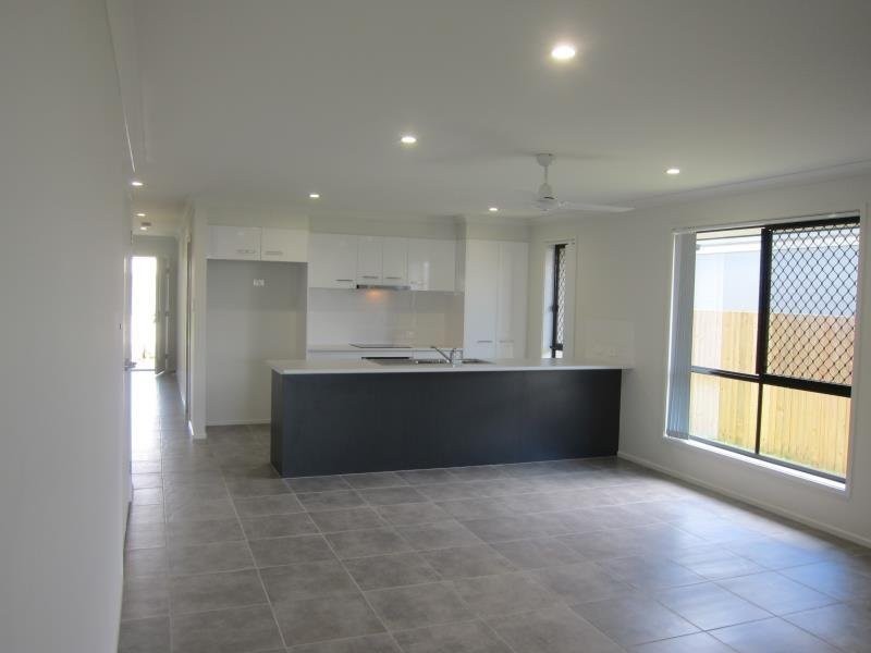 5 Denham Drive, Willow Vale QLD 4209