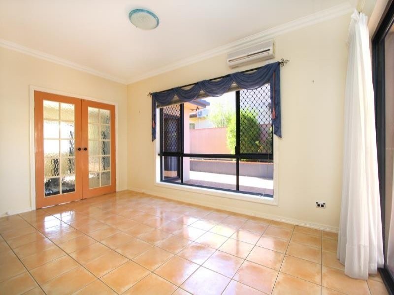 16 Edgeware Close, Sunnybank Hills QLD 4109