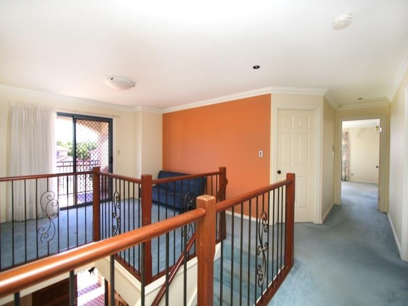 16 Edgeware Close, Sunnybank Hills QLD 4109