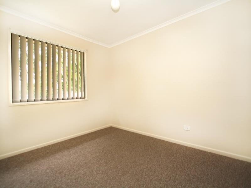 24 Gazania Street, Kingston QLD 4114