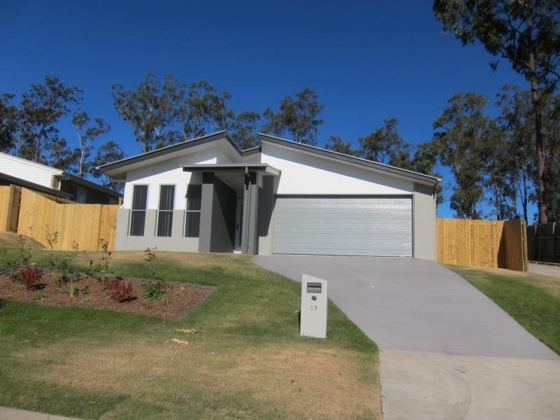 37 Whipbird Street, Bellbird Park QLD 4300