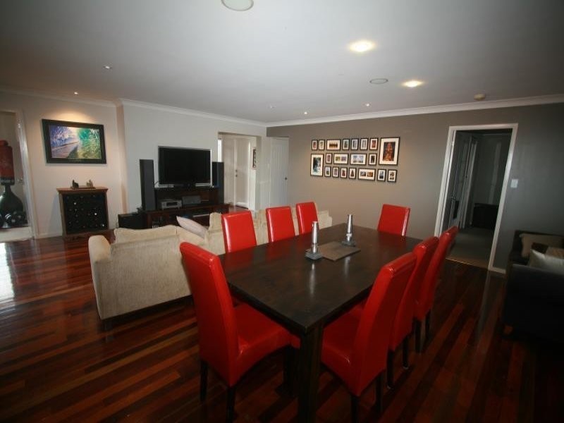 6 Sonora Court, Eatons Hill QLD 4037