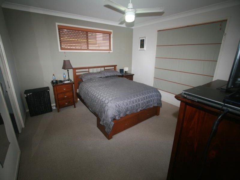 6 Sonora Court, Eatons Hill QLD 4037