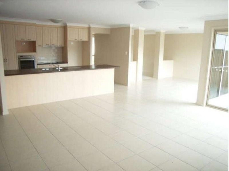 9 Latona Street, Warner QLD 4500