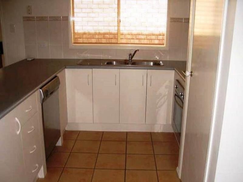 8 Spencer Street, Aspley QLD 4034