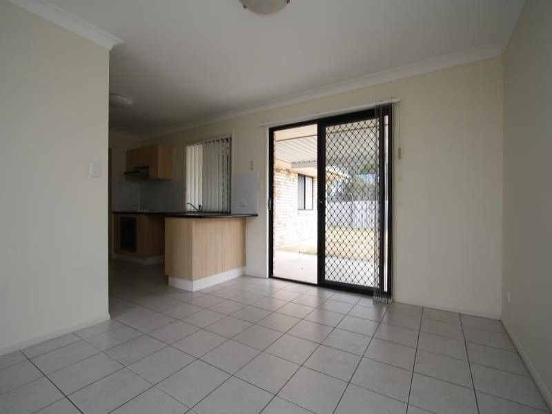 4 Lahore Street, Crestmead QLD 4132