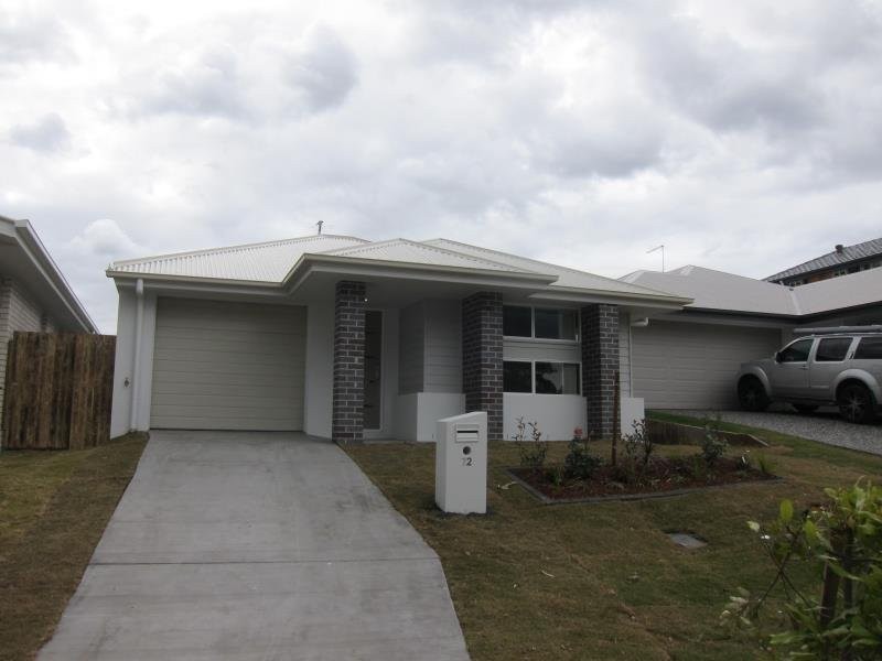 72 Francesca Drive, Augustine Heights QLD 4300