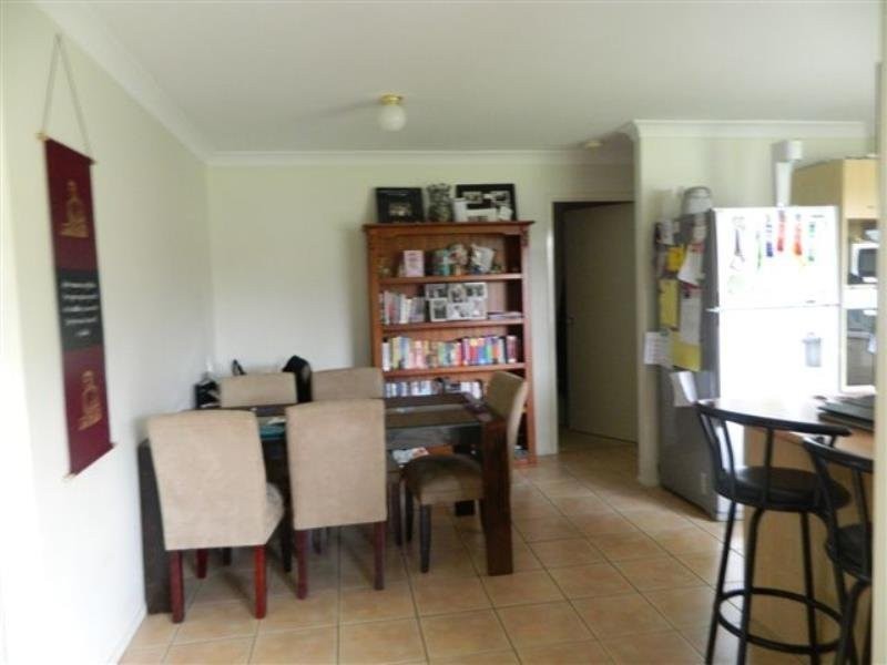 50 Samantha Street, Wynnum West QLD 4178