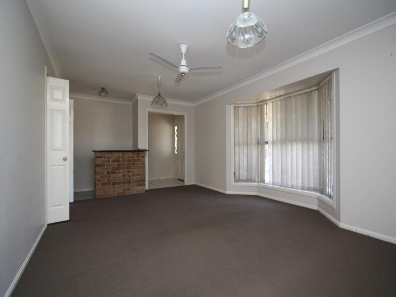 4 Elton Street, Daisy Hill QLD 4127