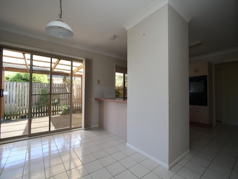 4 Elton Street, Daisy Hill QLD 4127
