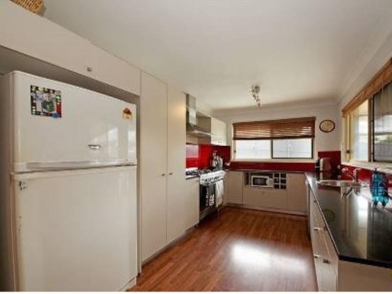 4 Maple Street, Kallangur QLD 4503