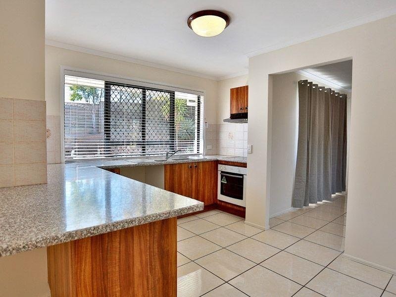 16 Stallone Circuit, Mcdowall QLD 4053
