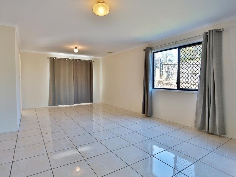 16 Stallone Circuit, Mcdowall QLD 4053