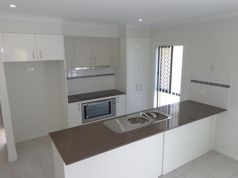 1/20 Water Gum Crescent, Ningi QLD 4511