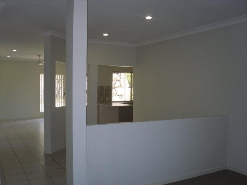 9 Forrestal Circuit, North Lakes QLD 4509