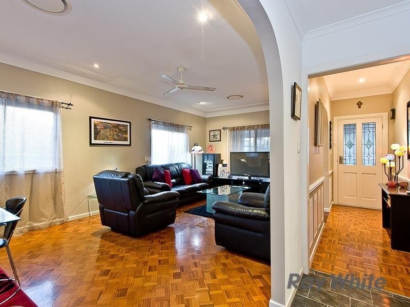 320 Rode Road, Wavell Heights QLD 4012