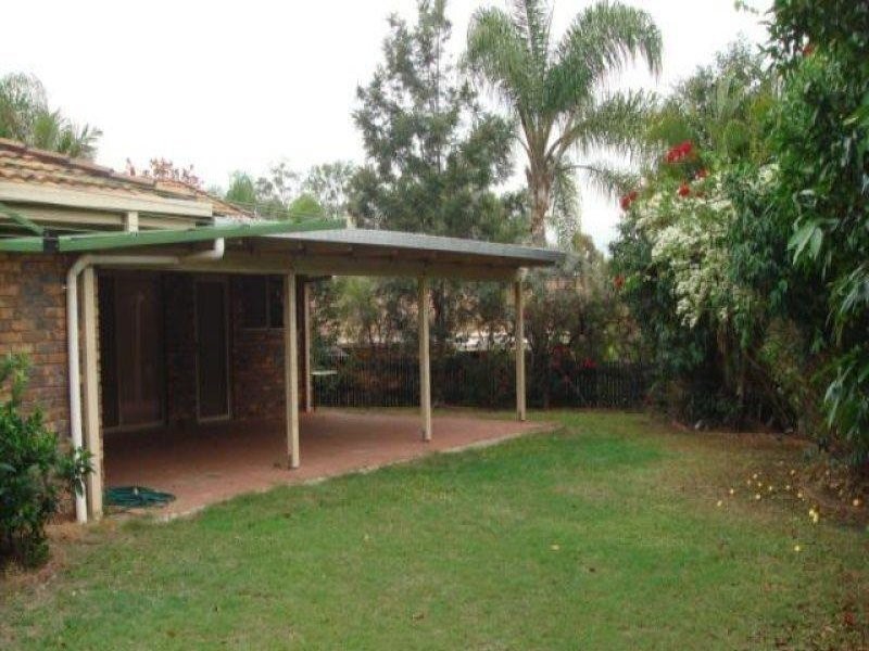 9 Pine Bark Court, Albany Creek QLD 4035