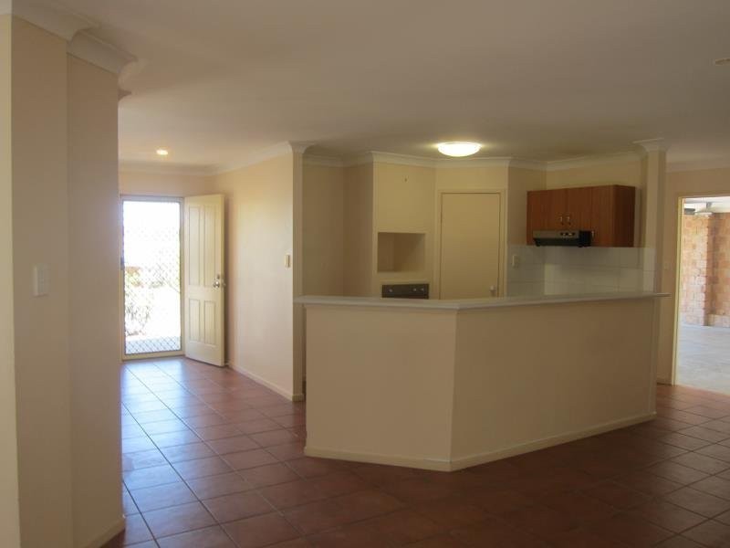 28 Farzana Place, Underwood QLD 4119