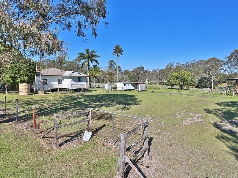 192 Oakey Flat Road, Morayfield QLD 4506
