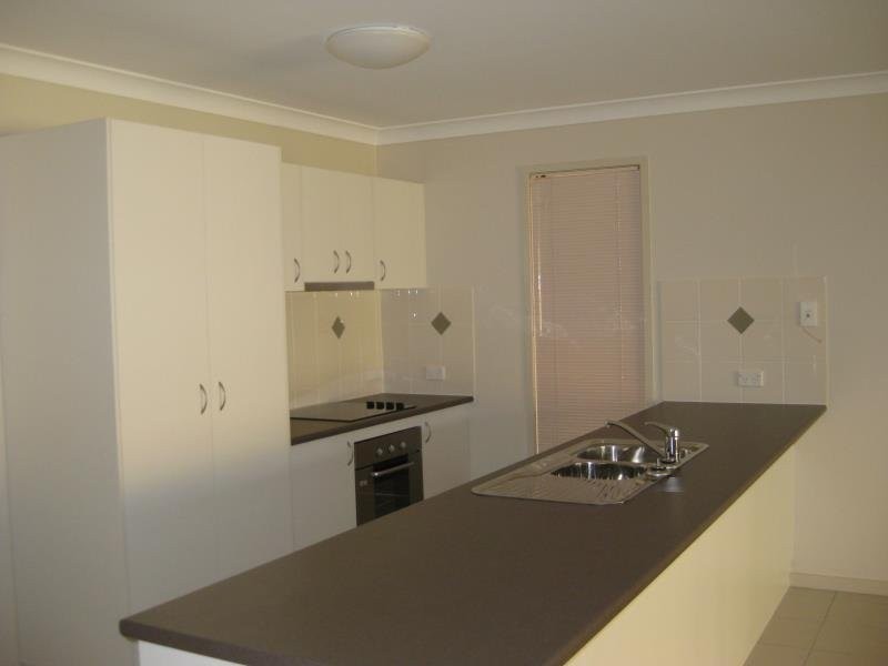 9 Vanessa Close, Richlands QLD 4077